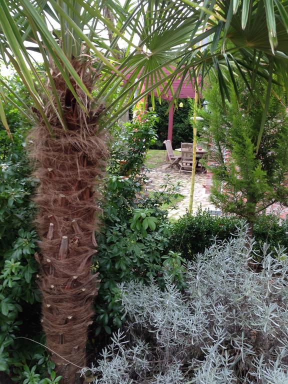 Les Jardins Carnot Hotel Compiègne Szoba fotó
